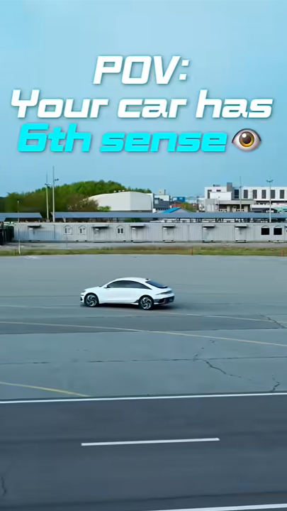 POV : Your car has 6th sense